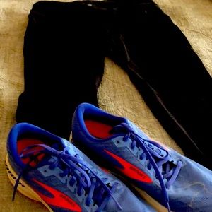 Brooks Ravenna 11 - Worn twice !!